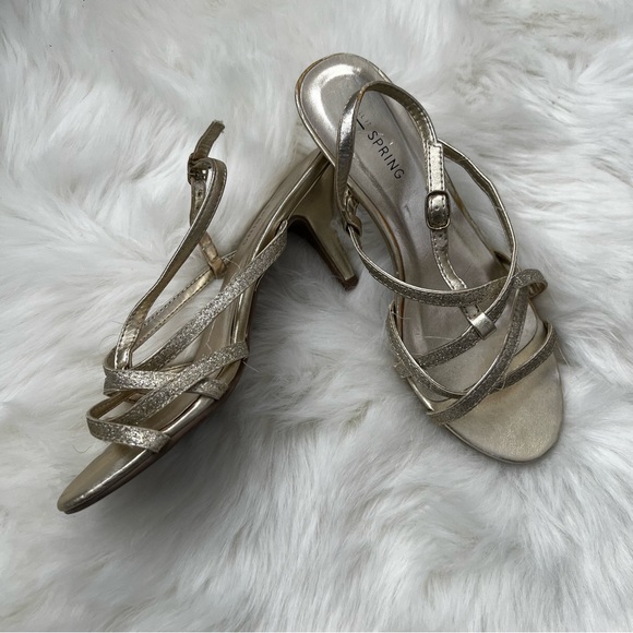 Call it spring gold kitten heel - Picture 2 of 5